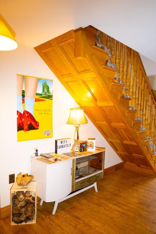 באליקאסל Carnately Lodge מראה חיצוני תמונה